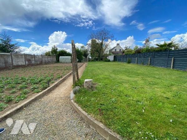 Maison à Vendre à Plouha (22580) en Côtes-d'Armor (22)

Nous vous proposons à la vente cette ...