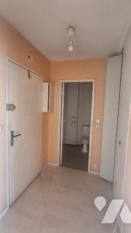 Sur la commune d'AUBERVILLIERS (SEINE SAINT DENIS) STUDIO+CAVE+PARKING