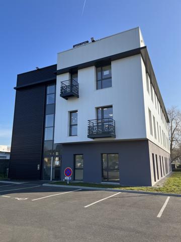 BUREAUX NEUFS-260 m²-LA CHAPELLE SUR ERDRE-PROCHE PÉRIPHÉRIQUE