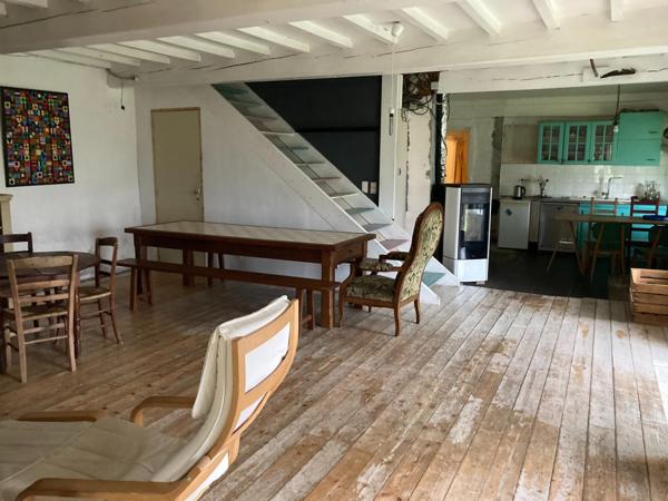 Maison de 250m² - 9 pièces