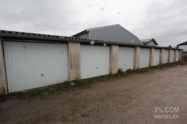 Immeuble de rapport 7 appartements, 1 Local commercial, 9 garages Thaon-les-Vosges (88150)