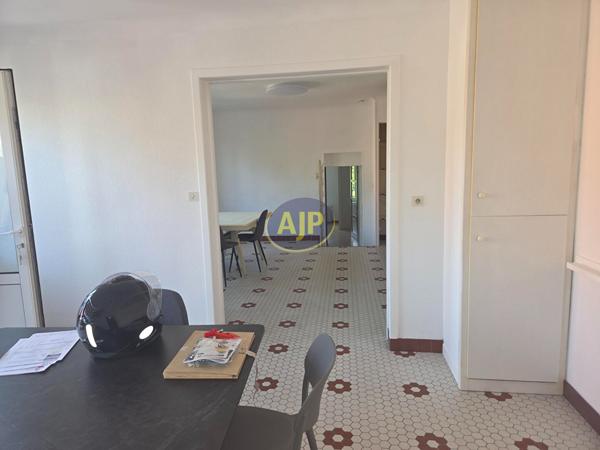 Maison à louer Reze : 3 pièces, 73m² avec 2 chambre(s) à 800€ - AJP Immobilier Nantes Sud