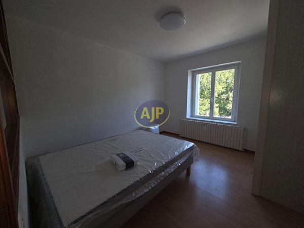 Maison à louer Reze : 3 pièces, 73m² avec 2 chambre(s) à 800€ - AJP Immobilier Nantes Sud