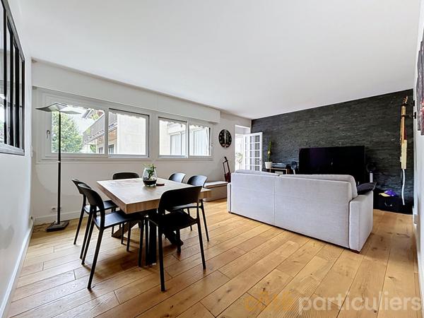 Vente
                Appartement89,97 m² - 3 Pièces -
                    SAINT MAUR DES FOSSES (94210)