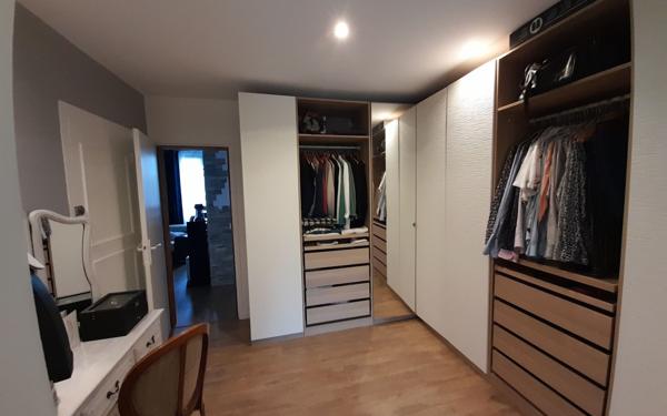 Maison à vendre    4 pièces • 95 930 m2 L'Haÿ-les-Roses