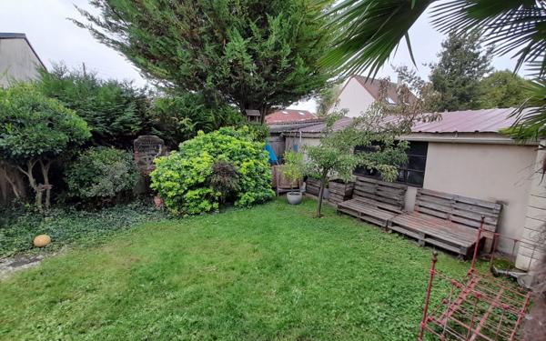 Maison à vendre    4 pièces • 95 930 m2 L'Haÿ-les-Roses