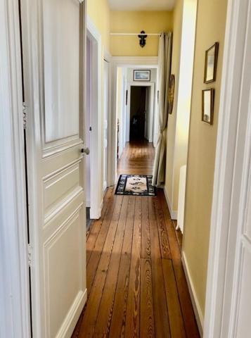 Maison de maitre au cœur du bourg