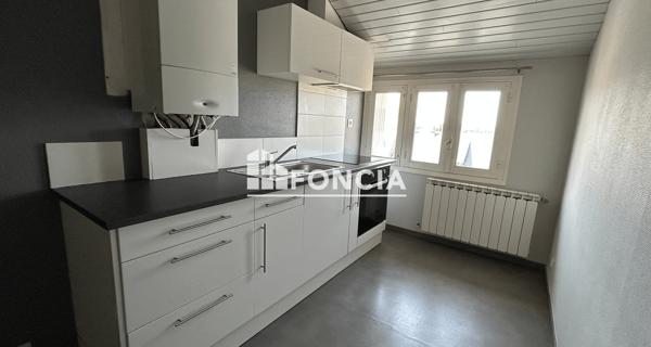 Location Appartement 3 pièces 52.24 m² - Rodez 12000