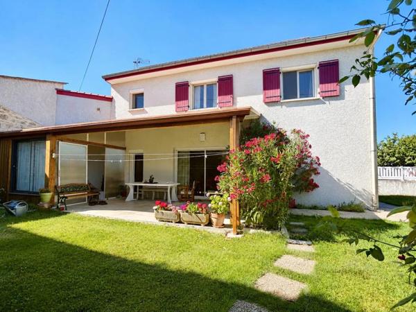 Maison à vendre à Saint-Jean-de-Muzols (07300)