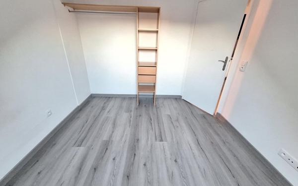 Appartement à louer    2 pièces •  Noisy-le-Grand