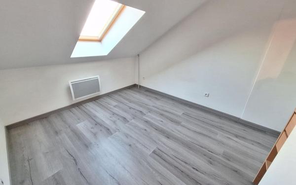 Appartement à louer    2 pièces •  Noisy-le-Grand