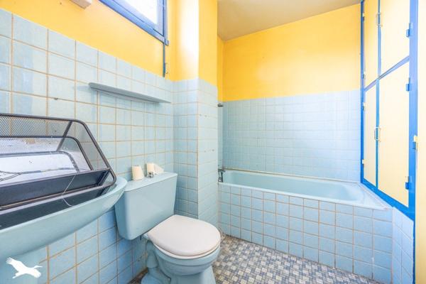 Immeuble à vendre |  Saint-Pierre-le-Vieux |  250 m²