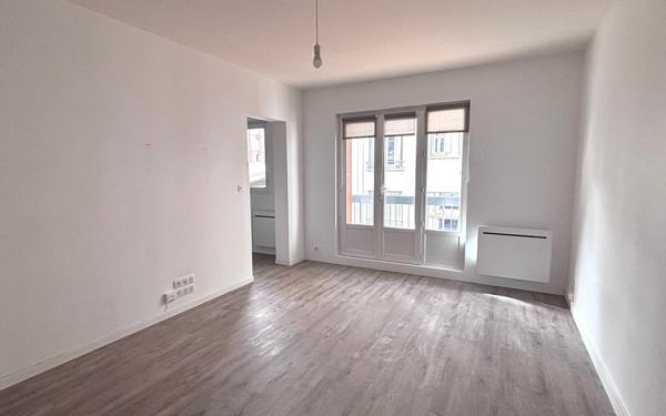 Appartement à louer    1 pièce • 28,65 m2 Lyon 2