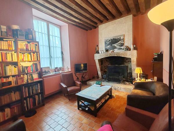 Maison de caractère 12 pièce(s) 279 m2 Cande sur Beuvron.