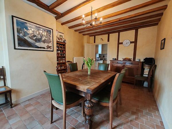 Maison de caractère 12 pièce(s) 279 m2 Cande sur Beuvron.