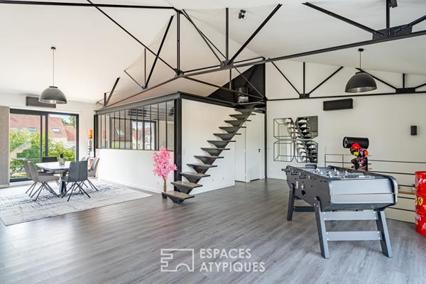 Loft et son jardin dans un ancien atelier réinventé à Aigremont