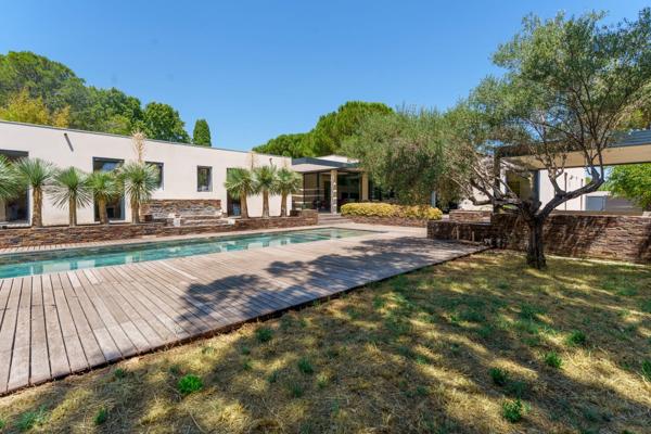 Vente Villa de luxe Baillargues 4 Pièces 233 m²