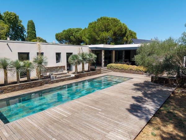 Vente Villa de luxe Baillargues 4 Pièces 233 m²
