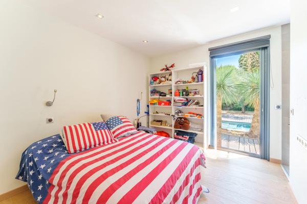Vente Villa de luxe Baillargues 4 Pièces 233 m²