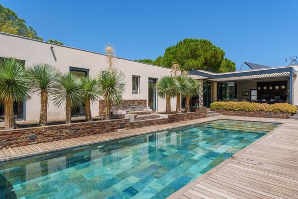 Vente Villa de luxe Baillargues 4 Pièces 233 m²