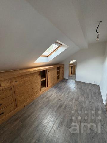 Maison de Type V - Plein Centre-ville