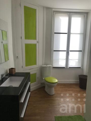 Maison de Type V - Plein Centre-ville