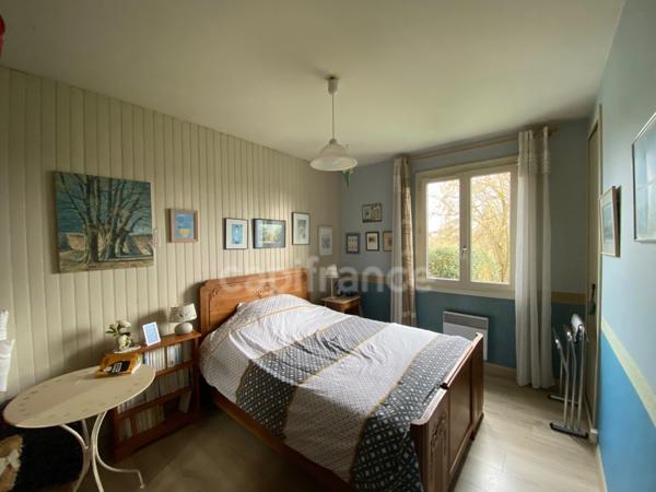 SAINT JEAN DE THOUARS (79) Maison de plain pied 3 chambres et un bureau