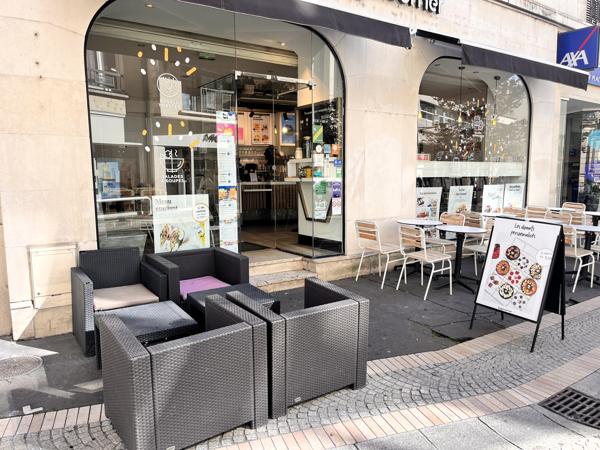 Fonds De Commerce - 70 m²