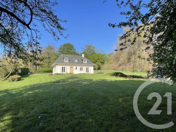 Maison à vendre  11 pièces - 190 m 2   LA CAPELLE  - 02