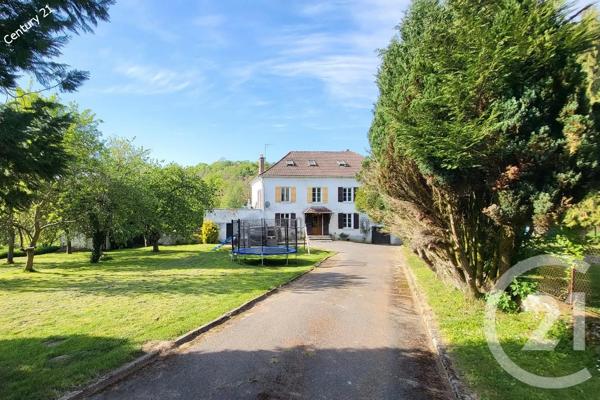 Maison à vendre  8 pièces - 196 m 2   CHATEAU THIERRY  - 02