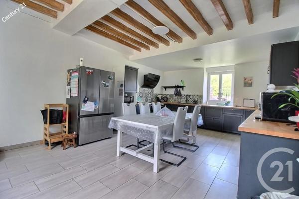 Maison à vendre  8 pièces - 196 m 2   CHATEAU THIERRY  - 02