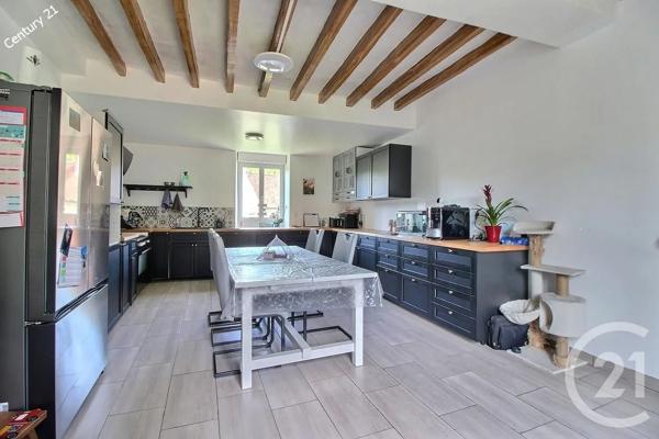Maison à vendre  8 pièces - 196 m 2   CHATEAU THIERRY  - 02