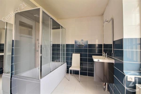 Maison à vendre  8 pièces - 196 m 2   CHATEAU THIERRY  - 02