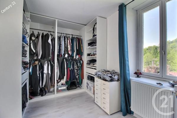 Maison à vendre  8 pièces - 196 m 2   CHATEAU THIERRY  - 02