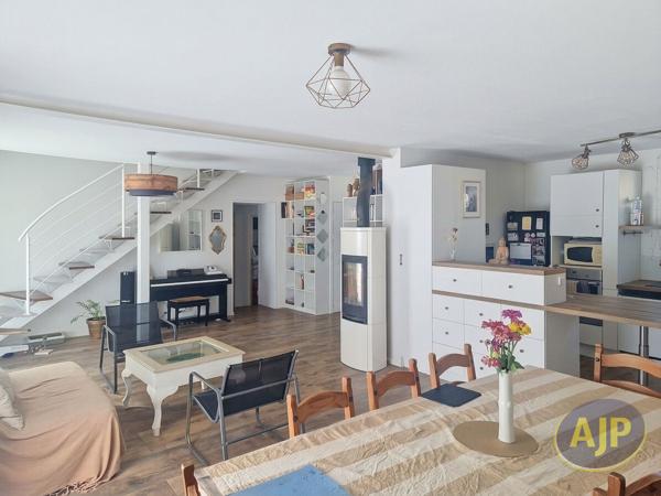 Maison à vendre Montaigu - 6 pièces, 119m² avec 4 chambre(s) à 275 000€ - AJP Immobilier Montaigu
