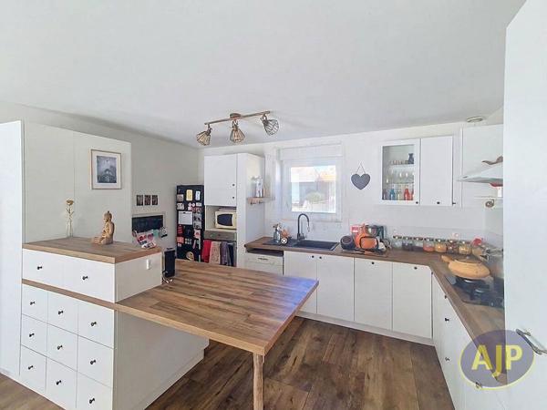 Maison à vendre Montaigu - 6 pièces, 119m² avec 4 chambre(s) à 275 000€ - AJP Immobilier Montaigu