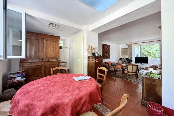 Maison 7 pièce(s) 4 chambre(s) 188 m²