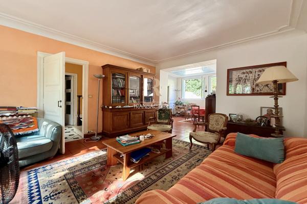 Maison 7 pièce(s) 4 chambre(s) 188 m²