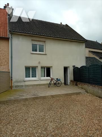 TELOCHE, Maison de 4 chambres dont 1 de plain-pied