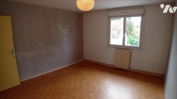 TELOCHE, Maison de 4 chambres dont 1 de plain-pied