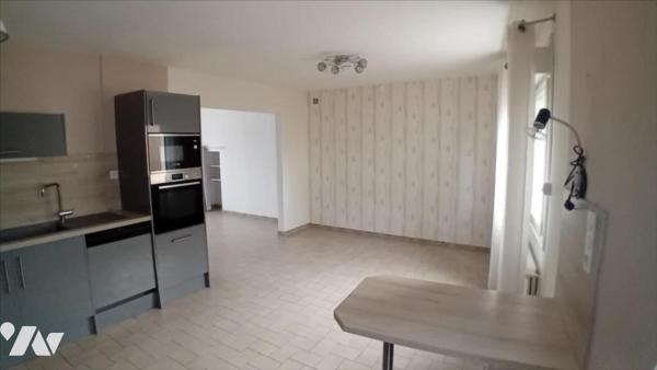 TELOCHE, Maison de 4 chambres dont 1 de plain-pied