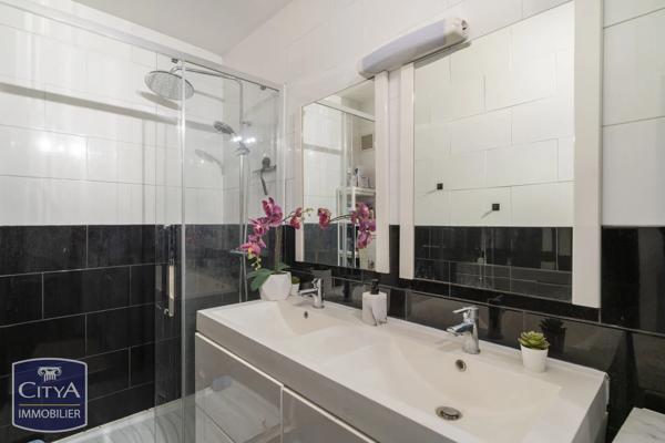 Appartement à vendre 4 pièces 76m² Marseille 12e Arrondissement (13012)