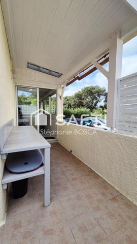 DUPLEX MEUBLÉ AVEC ACCÈS DIRECT À LA PLAGE