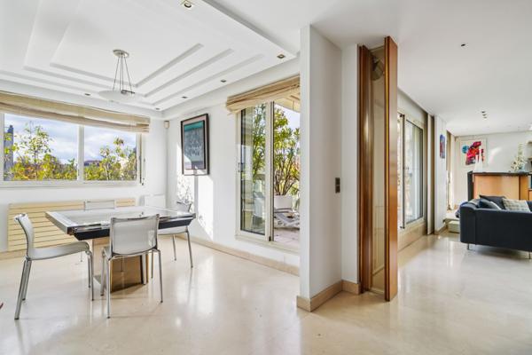 Vente Appartement de luxe Neuilly-sur-Seine 5 Pièces 209 m²