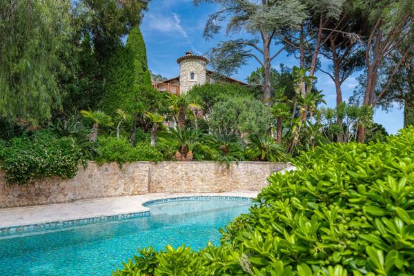 Vente Bastide Villefranche-sur-Mer 17 Pièces 523 m²