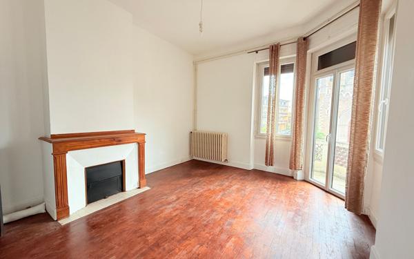 Appartement à vendre    4 pièces •  Cazères