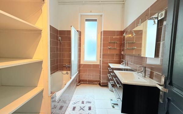 Appartement à vendre    4 pièces •  Cazères