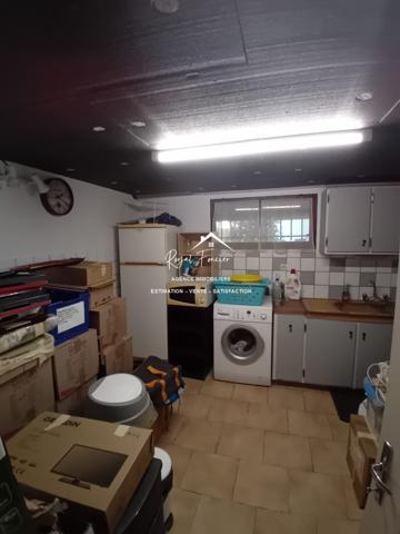 Vue sur la campagne, beau pavillon sur sous sol complet avec sa véranda