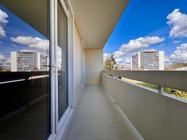 T3 - 2 Chambres rénové - Balcons - Cave et parking