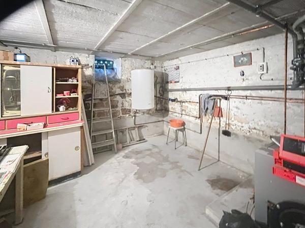 Vente                                                      Maison de ville
                        
                     4 pièces                      73 m2                     à Laon